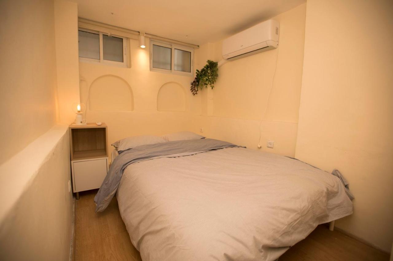 Historic 4-Bedroom Gem With Private Garden, Steps From Old City & Mamila Complex Jerusalem Eksteriør bilde